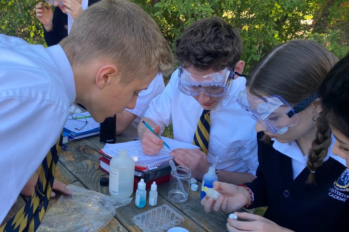 Chemistry classes for students in Mississauga